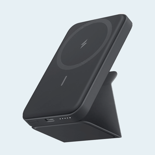 Anker PowerCore Magnetic 5k Battery Wireless Charger